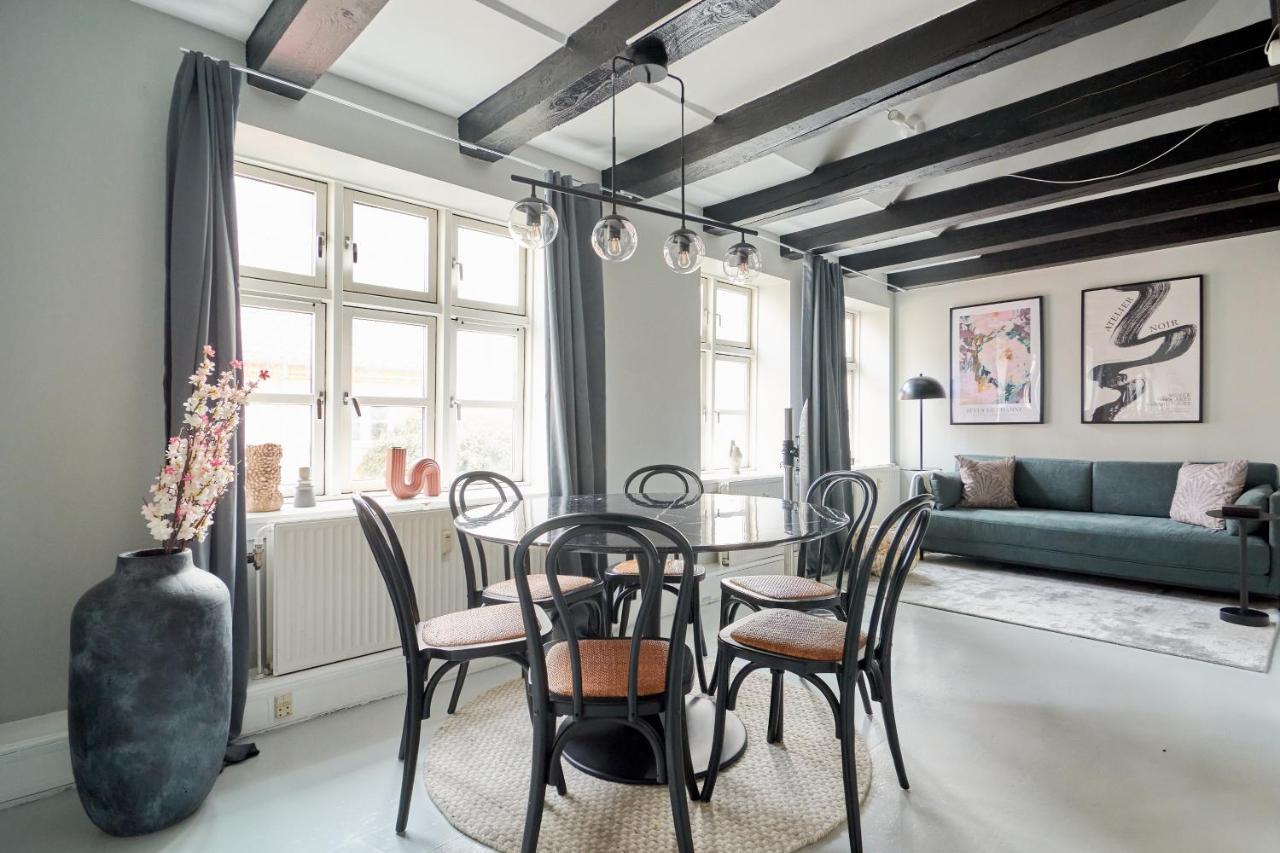 Lejlighed Unique 2 Bedroom Duplex W Exposed Beams In Cph København