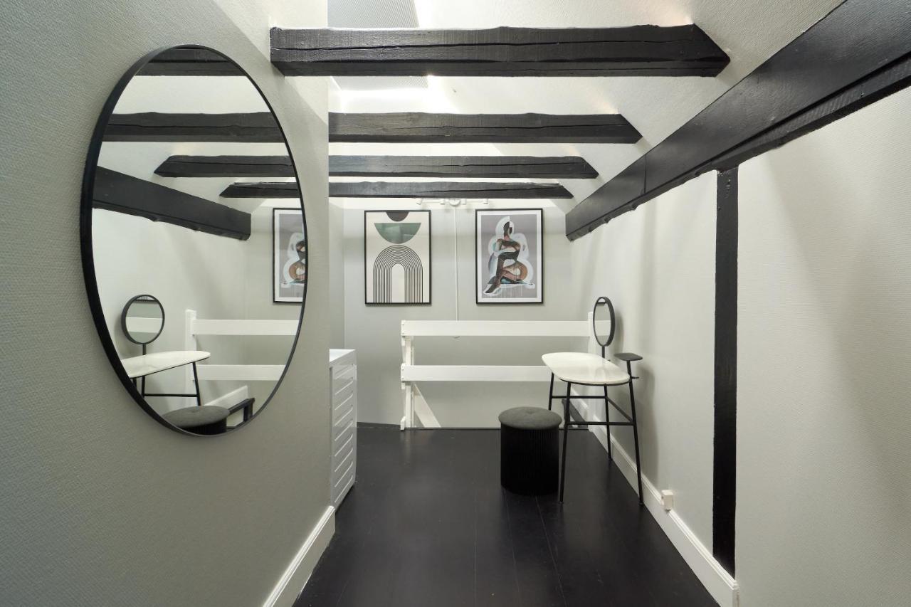 Unique 2 Bedroom Duplex W Exposed Beams In Cph Lejlighed København