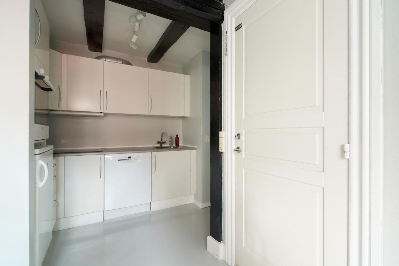 Unique 2 Bedroom Duplex W Exposed Beams In Cph * København